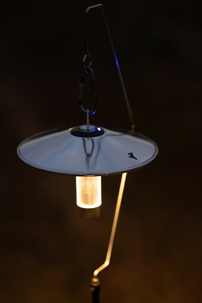 SHU WORKSのULランタンスタンド「ULTRA LIGHT PORTABLE CAMPING